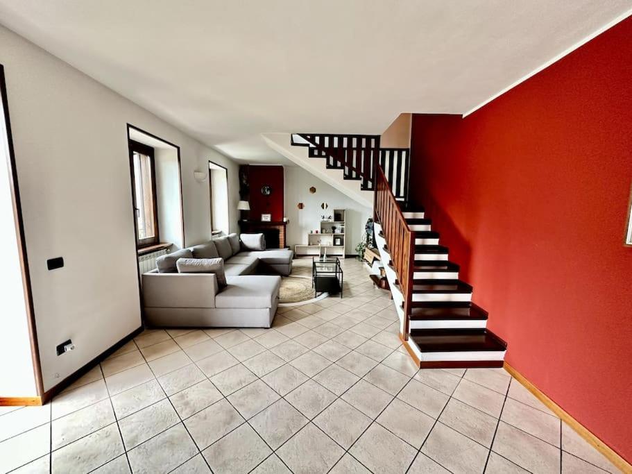 3Br Villetta Con Panoramica Sul Lago نيسّو المظهر الخارجي الصورة