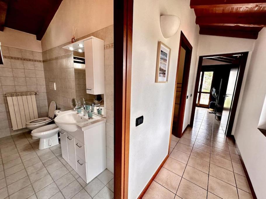 3Br Villetta Con Panoramica Sul Lago نيسّو المظهر الخارجي الصورة
