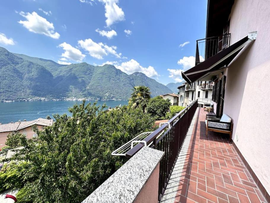 3Br Villetta Con Panoramica Sul Lago نيسّو المظهر الخارجي الصورة